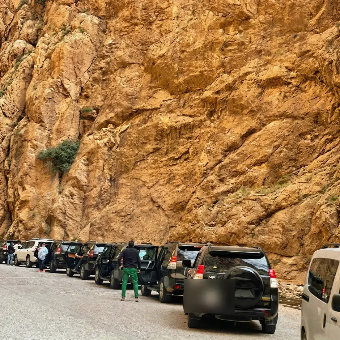 Convoi PlanMorocco dans les gorges du Dadès